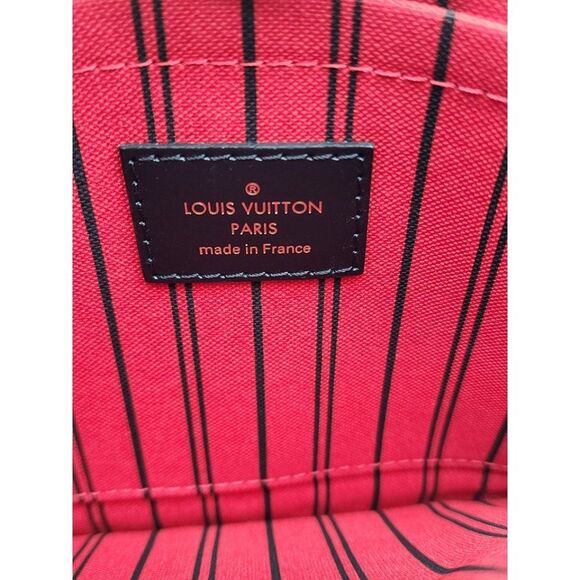 Louis Vuitton MY LV WORLD TOUR Pochette Monogram Canvas In Like New Condition - Picture 7 of 7